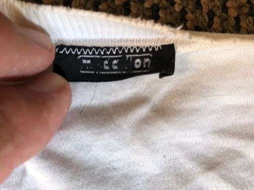 RHODESIAN BUSH WAR PERIOD T-SHIRT SIZE MEDIUM TO LARGE-MEASURES 50 CM TO ARMPIT