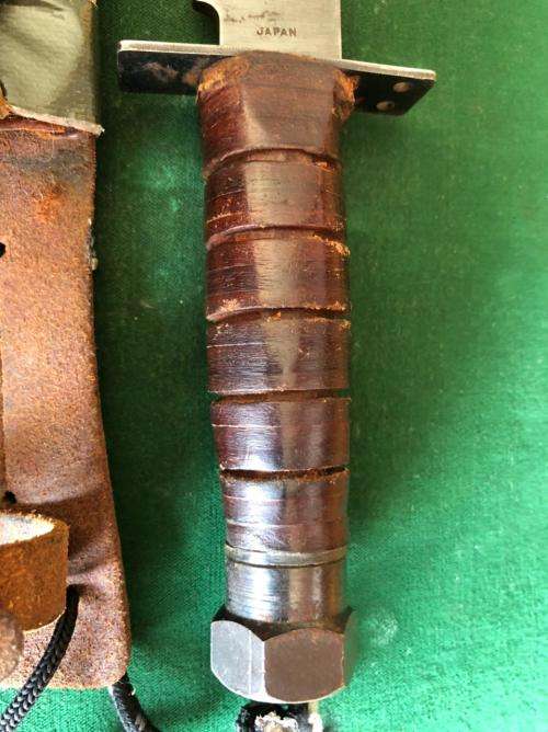 KABAR MK2 KNIFE WITH JAPAN MAKERS STAMP-CIRCA- 1970`S-OVERALL LENGTH 243MM