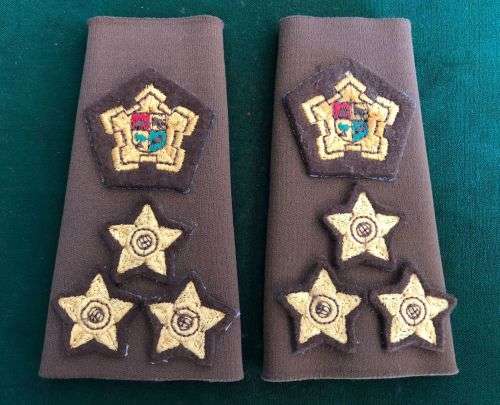 ARMY BRIGADIER RANK SLIP ONS-WORN 1980`S