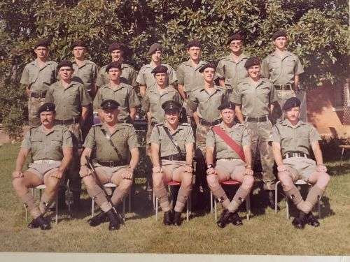 A COLOUR PHOTO CARD SCHOOL SIGNALS COURSE SIGS/36(142)BASIC SIGNALS TRAINING (TF) BRADY BARRACKS 30T