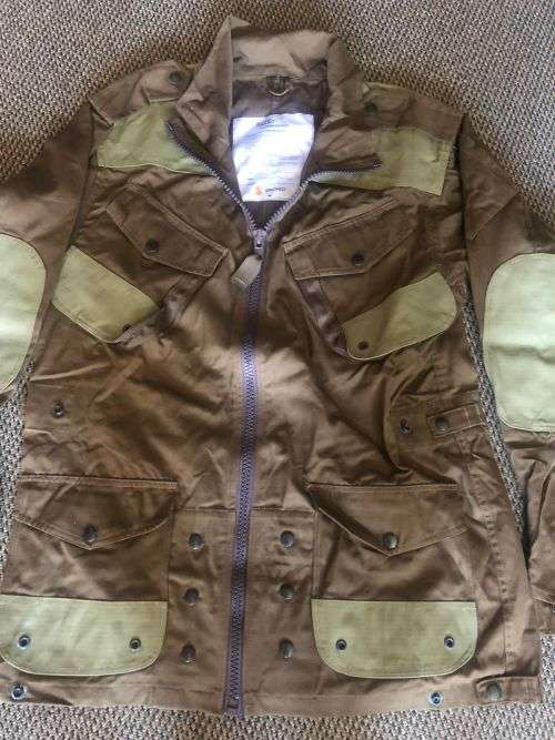 PARA JUMP JACKET -WORN DURING BORDER WAR-SIZE LARGE-CONDITION NEW/NEVER USED-LABELLED AND DATED 1990