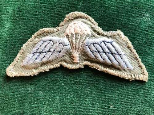 RHODESIA ARMY PARATROOPER WING-FIELD UNIFORM-PADDED-1960`S-1980