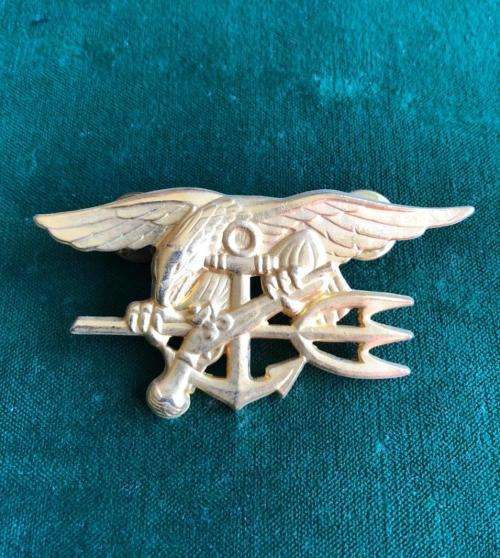 USA S.E.A.L. BREAST BADGE- 2 PINS