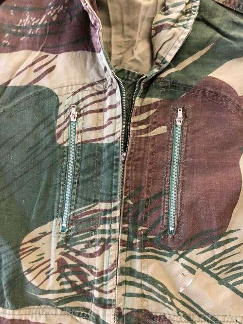 RHODESIAN CAMO OVERALLS ORIGINALLY USED BY HELICOPTER PILOTS AS FLIGHT SUITS-ALSO ADOPTED BY PARATRO
