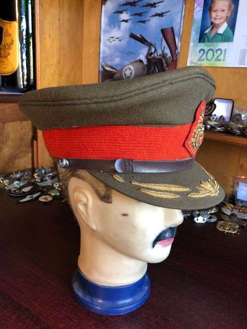 SA ARMY SENIOR OFFICERS STAFF QUALIFIED PEAKED CAP-APPROVED 1978-SIZE 56-GOOD CONDITION