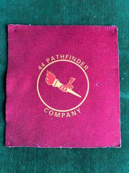 44 PATHFINDER COMPANY CLOTH PATCH -WORN ON JUMP OVERALLS