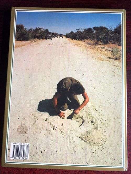 SOUTH AFRICA`S BORDER WAR 1966-1989 BY WILLEM STEENKAMP-HARDCOVER-FIRST EDITION PUBLISHED 1989-256 P