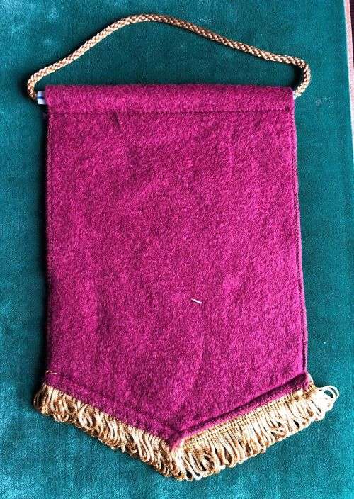 LEGION ASSOCIATED AIR BORNE BANNER -MEASURES 15,5 X 24 CM