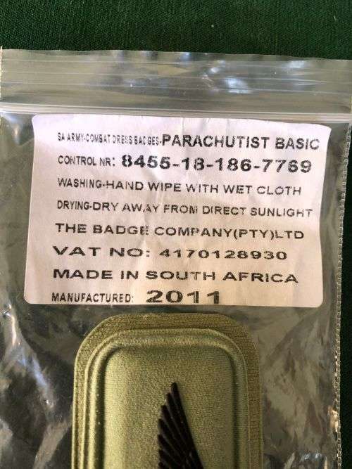 SA ARMY BASIC PARACHUTE WING FOR COMBAT DRESS- 2 PINS-RUBBERIZED + PADDED