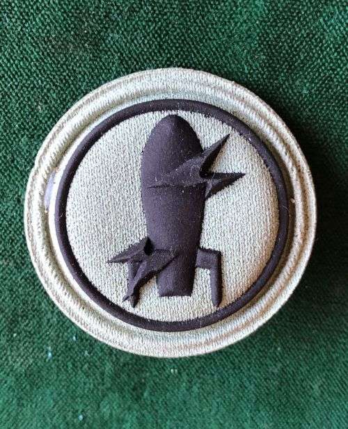 SANDF EOD BADGE EMBOSSED- 2 PINS