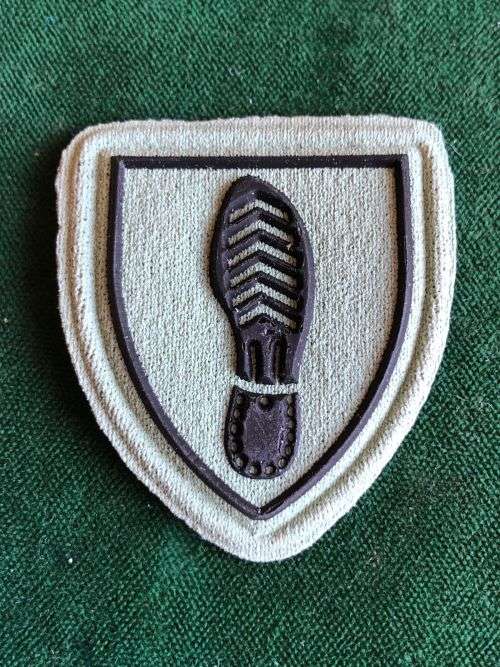 SANDF TRACKERS INSTRUCTOR BADGE-EMBOSSED