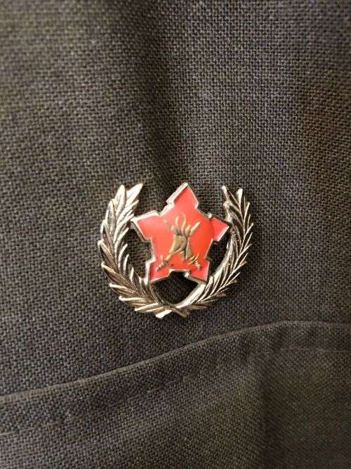 STEP OUT JACKET FOR A CAPTAIN WITH 4 FIELD REGT.-COMPLETE WITH FLASHES MEDAL ETC.-SIZE MEDIUM-MEASUR