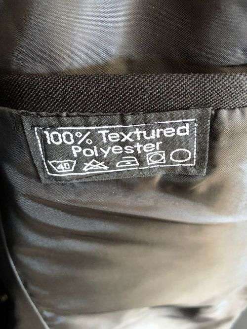 SA PARABAT VETERANS BLAZER-SIZE MEDIUM-MEASURES 50CM ARMPIT TO ARMPIT-CONDITION NEW- STILL WITH BUYI