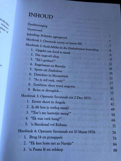 DIE ROEM EN DIE ROU DEUR AT VAN WYK-STORIES AGTER HONORIS CRUX- 2ND EDITION 2015- 309 PAGES- CONDITI