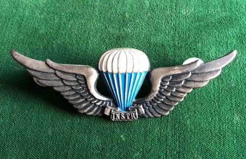 SWA TERRITORY,PARACHUTE INSTRUCTOR WING- OXIDISED SILVER AND ENAMEL BREAST BADGE-APPROVED IN 1984-2