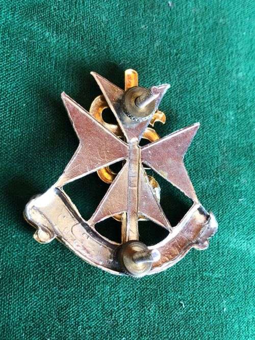 SA MILITARY HEALTH SERVICES CAP BADGE -WORN FROM 1980`S- 2X SCREW LUGS