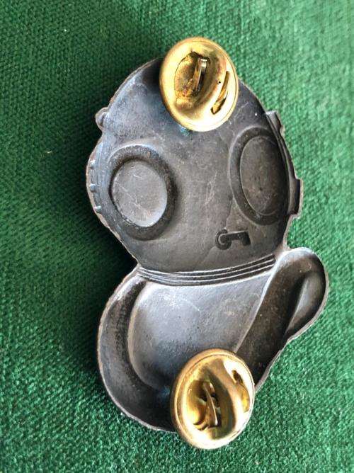 RECCE/2ND TYPE PART 1 DIVER (COPPER) QUALIFICATION FOR ARMY DIVERS-THE COPPER VARIETY WAS ADOPTED AS