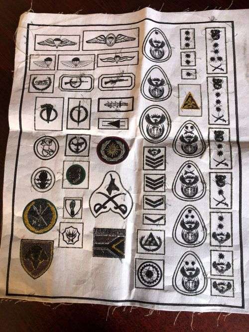 SANDF COMPLETE BADGE AND RANK SET
