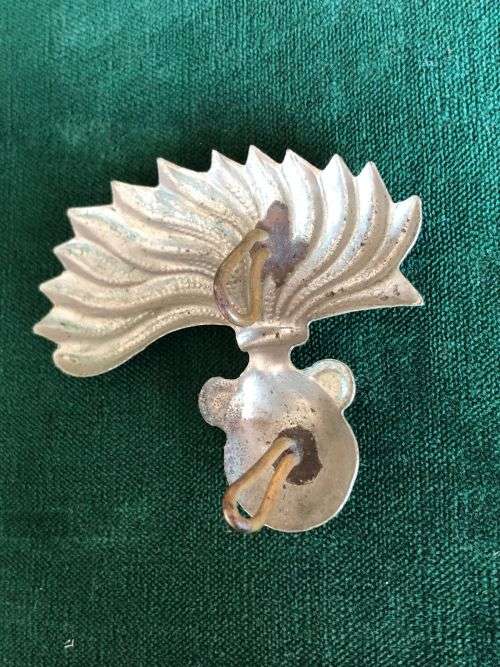 ITALIAN WW2 CAP BADGE