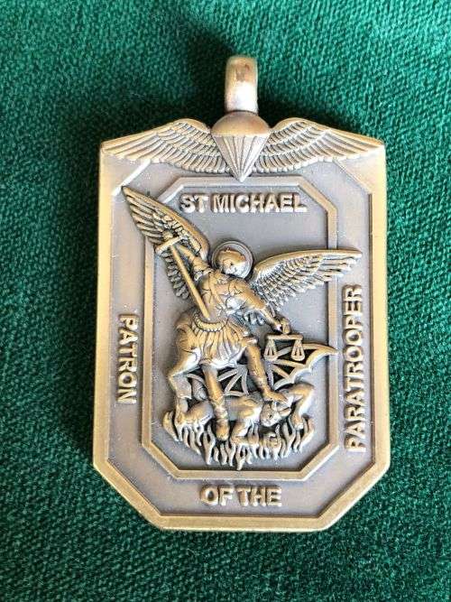 ST MICHEL NECK PENDANT 44 PARA BRIGADE-NUMBERED 117