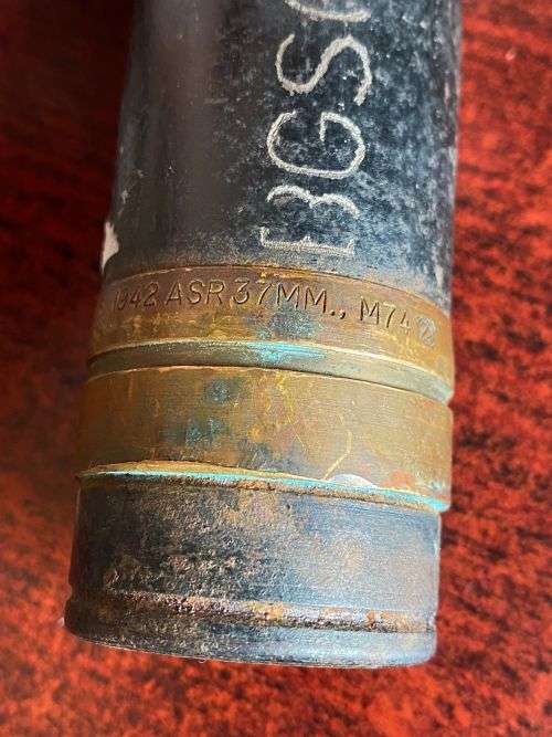 37MM TRACER PROJECTILE -DIAMETER AT THE BOTTOM 37 MM-HEIGHT 125 MM