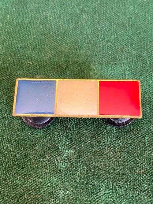 ORDNANCE SERVICE CORPS BERET BAR- APPROVED IN 1977-ROYAL BLUE/ WHITE/ GUARDSMAN RED- 2 PINS