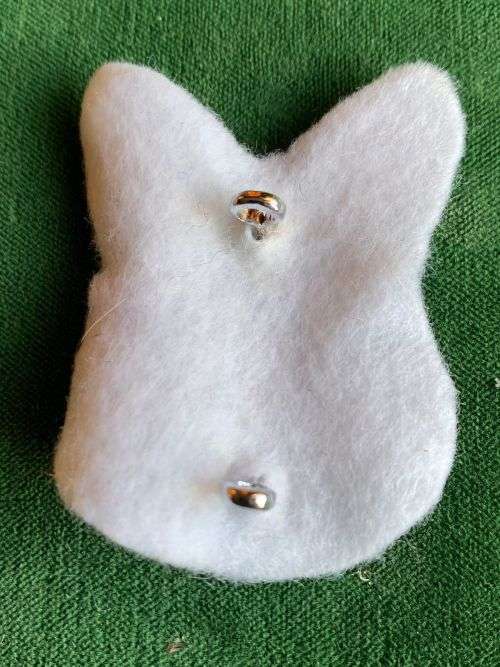 SA INTELLIGENCE CORPS-CHROMED CAP BADGE- LARGE- 2 LUGS