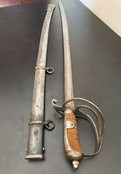 ORIGINAL BRITISH PATTERN 1822 LIGHT CAVALRY OFFICERS SWORD WITH METAL SCABBARD-MAKER STAMPED ON TWO