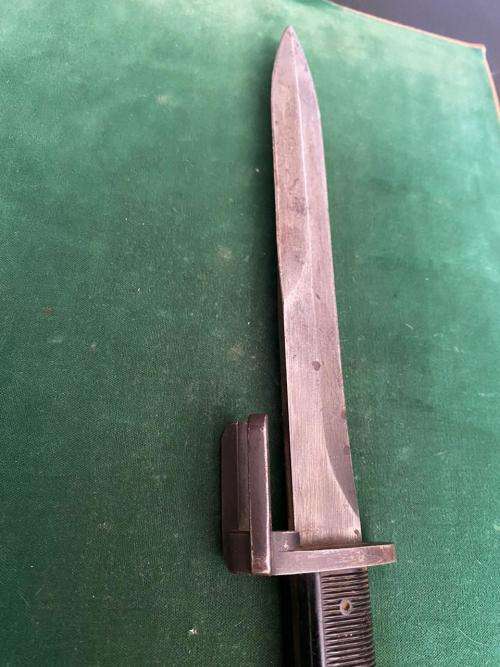 FN FAL RIFLE BAYONET WITH NO SCABBARD-OVERALL LENGTH 314 MM