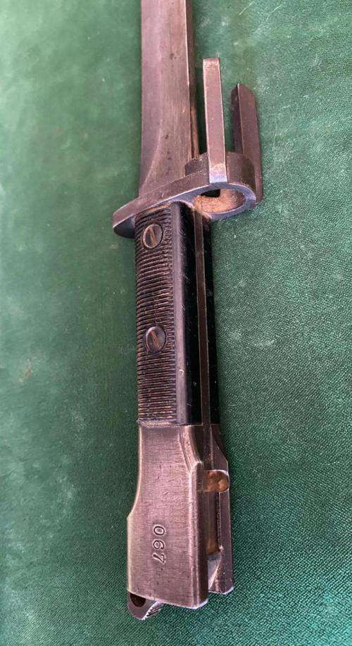 FN FAL RIFLE BAYONET WITH NO SCABBARD-OVERALL LENGTH 314 MM