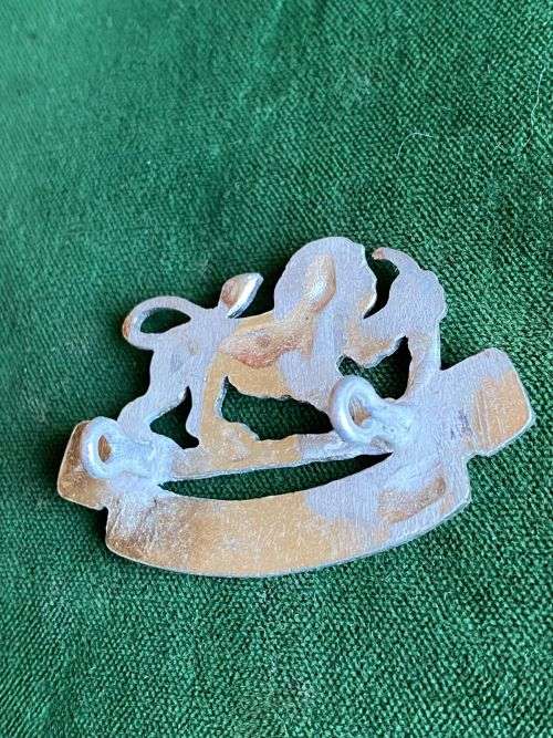 RHODESIA GENERAL SERVICE CORPS CAP BADGE-1970-80-ANODISED- 2 LUGS