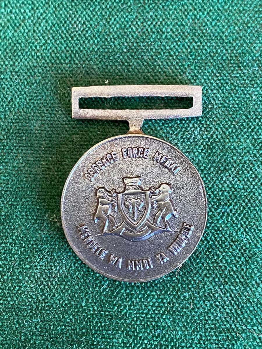 MINIATURE VENDA DEFENCE FORCE MEDAL