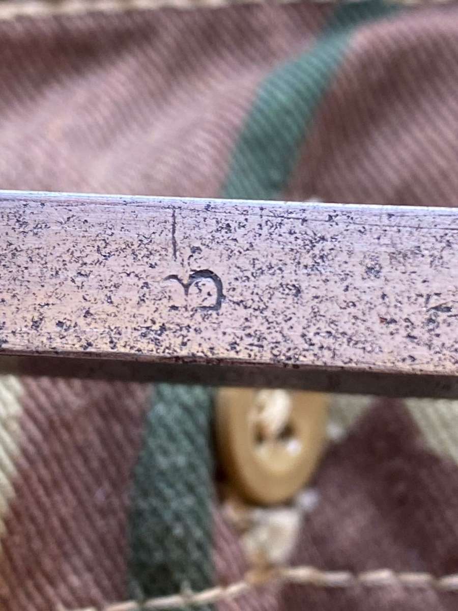 ORIGINAL BRITISH PATTERN 1822 LIGHT CAVALRY OFFICERS SWORD WITH METAL SCABBARD-MAKER STAMPED ON TWO