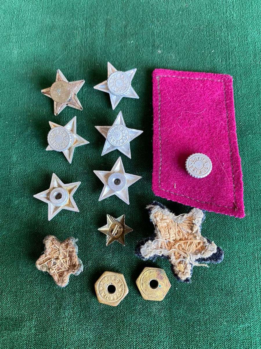 ITALIAN RANKS-WW2- SELECTION OF 10 + 2 SCREW BOLTS-SOLD TOGETHER