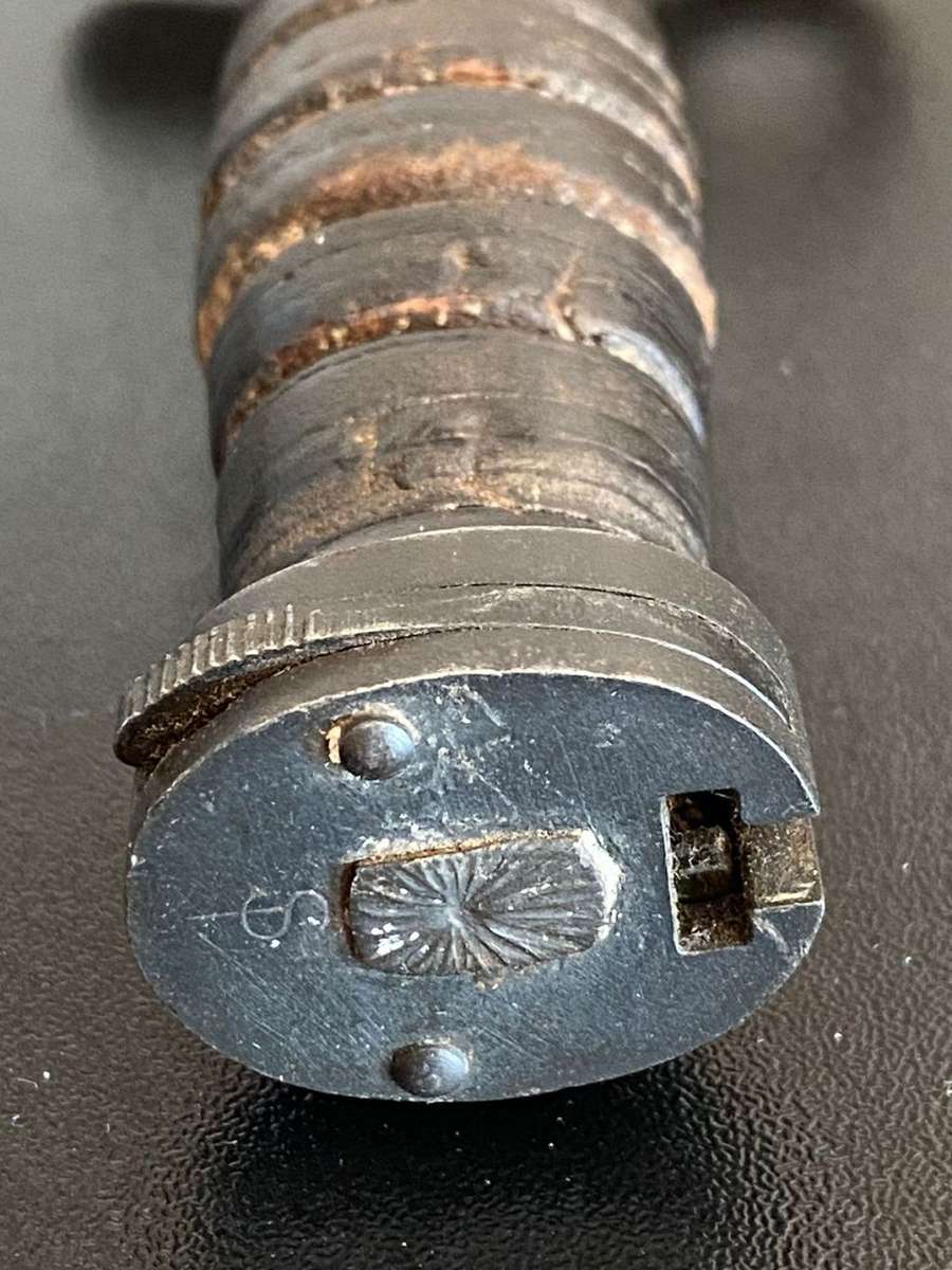 USA WW2 M4 CAMILLUS BAYONET FOR THE M1 CARBINE-GOOD CONDITION,CONSIDERING AGE