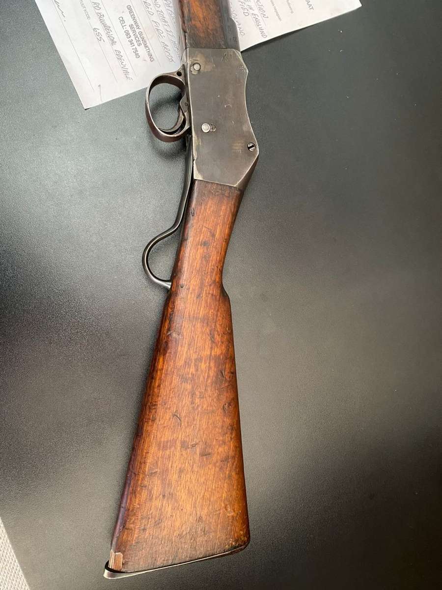 BOER WAR PERIOD(DATED 1883)450/577 CALIBRE,BOLT ACTION MARTINI HENRY CARBINE IN GOOD CONDITION-DEACT