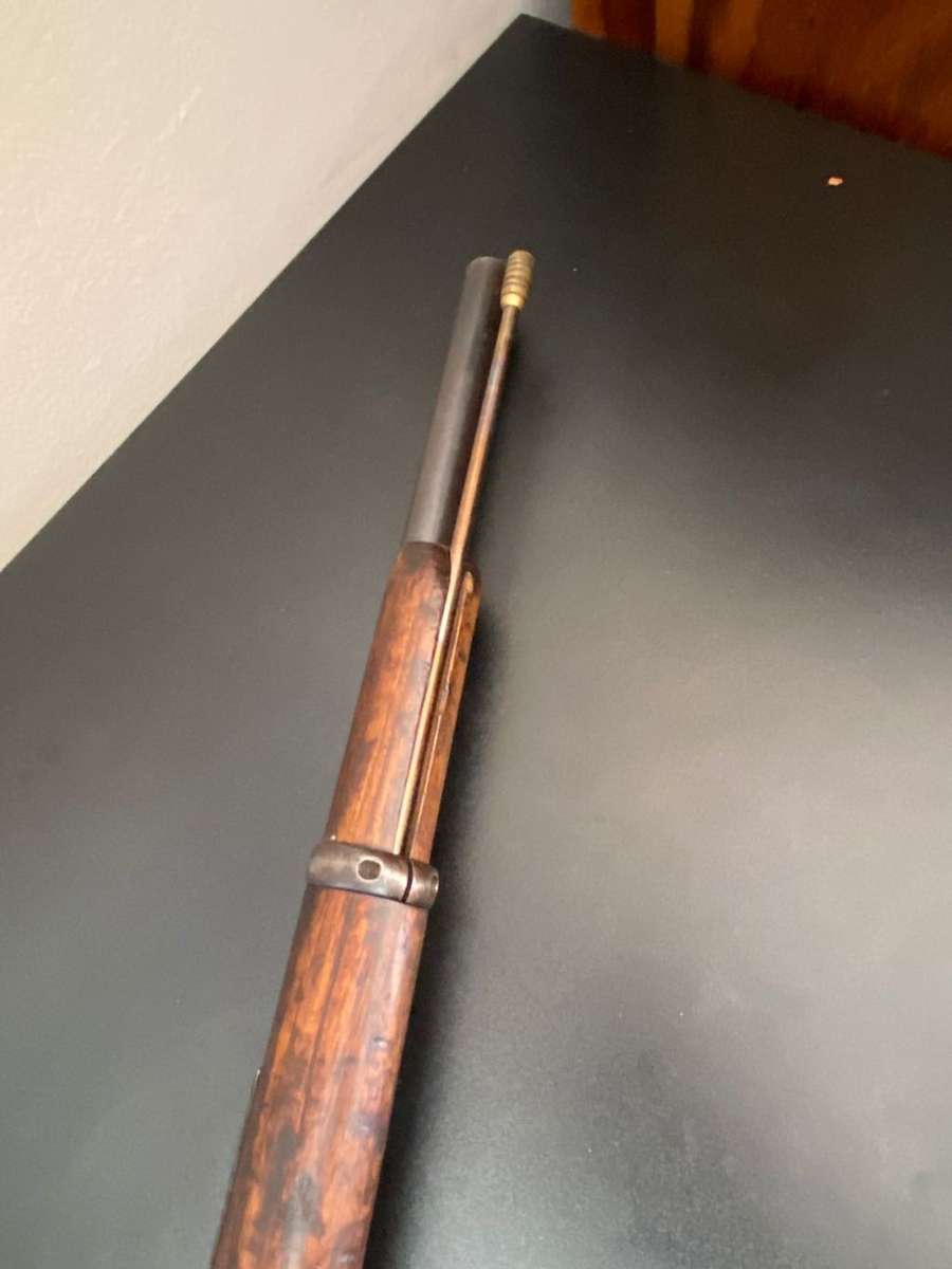 BOER WAR PERIOD(DATED 1883)450/577 CALIBRE,BOLT ACTION MARTINI HENRY CARBINE IN GOOD CONDITION-DEACT