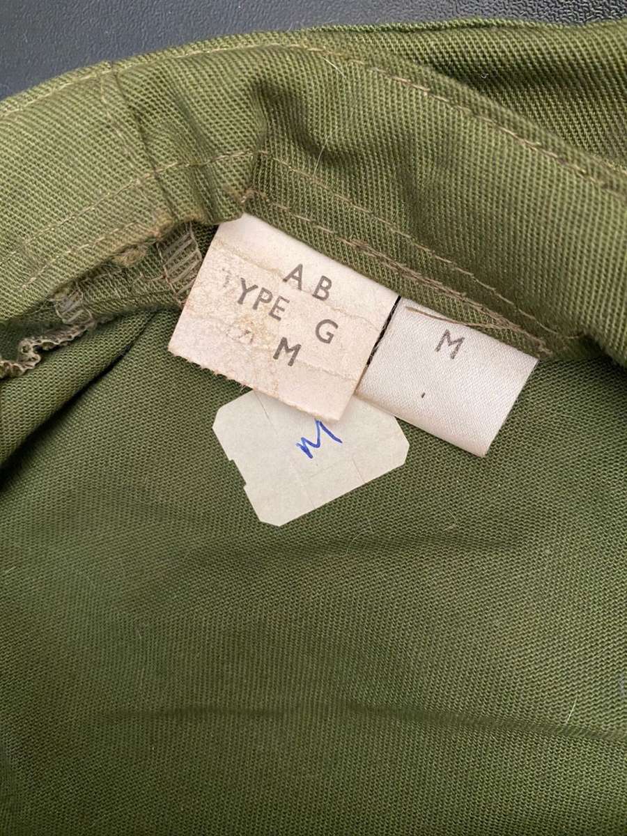 ORIGINAL RECCE,OLIVE GREEN CAP COMES WITH PAPER LABEL ON THE INSIDE WITH CODE FOR CROSS REFERENCE