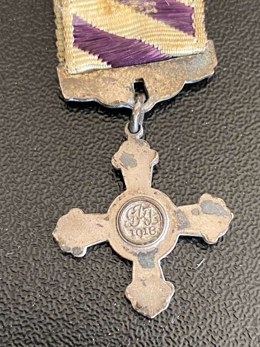 ORIGINAL,MINIATURE DISTINGUISHED FLYING CROSS