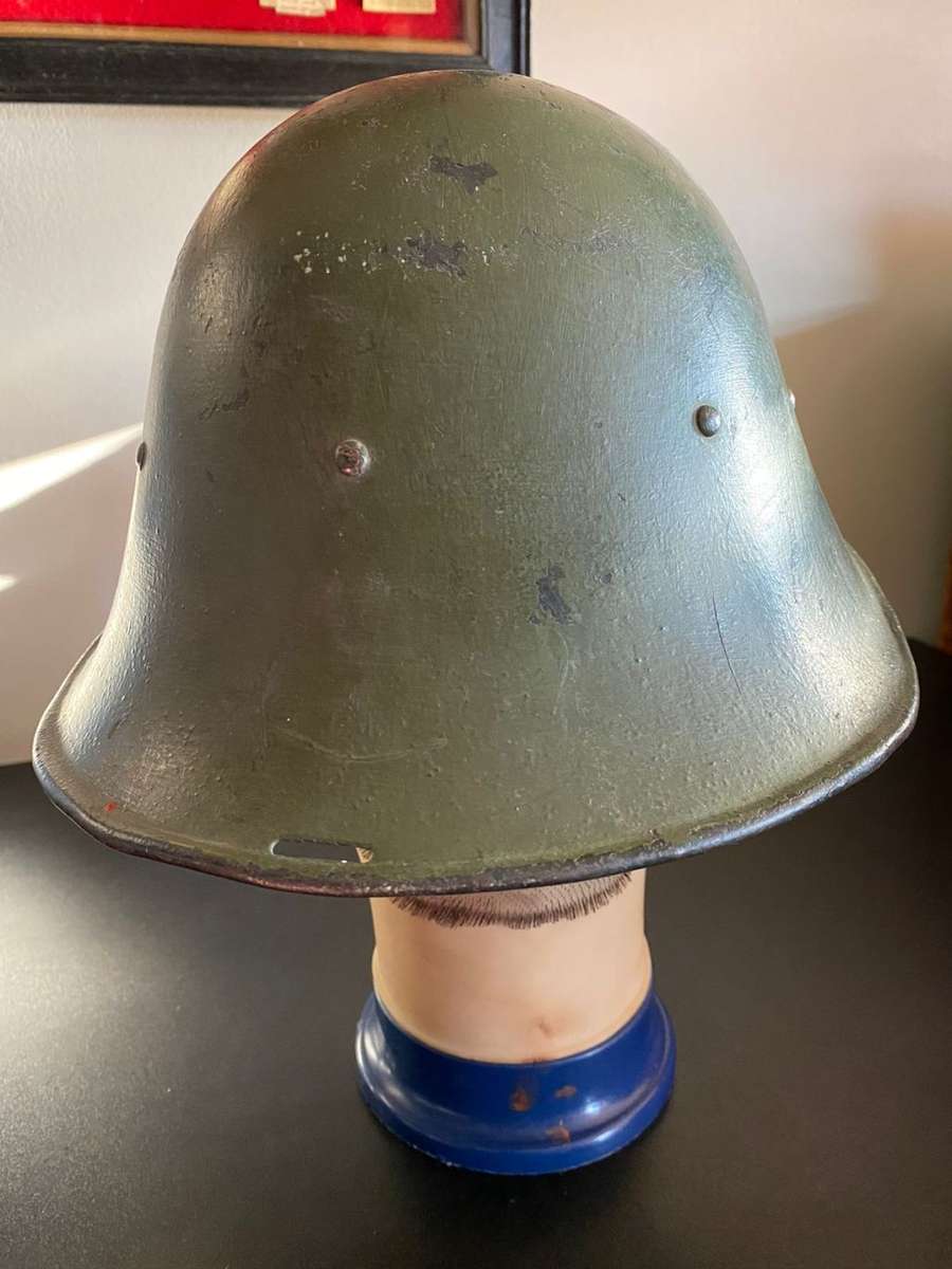 DUTCH WW2 HELMET-SCARCE