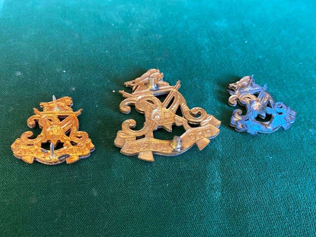 NATAL CARBINEERS CAP END COLLARS BI-METAL(WHITE METAL)WORN 1964-EARLY 1980'S-LUGS +PINS COMPLETE