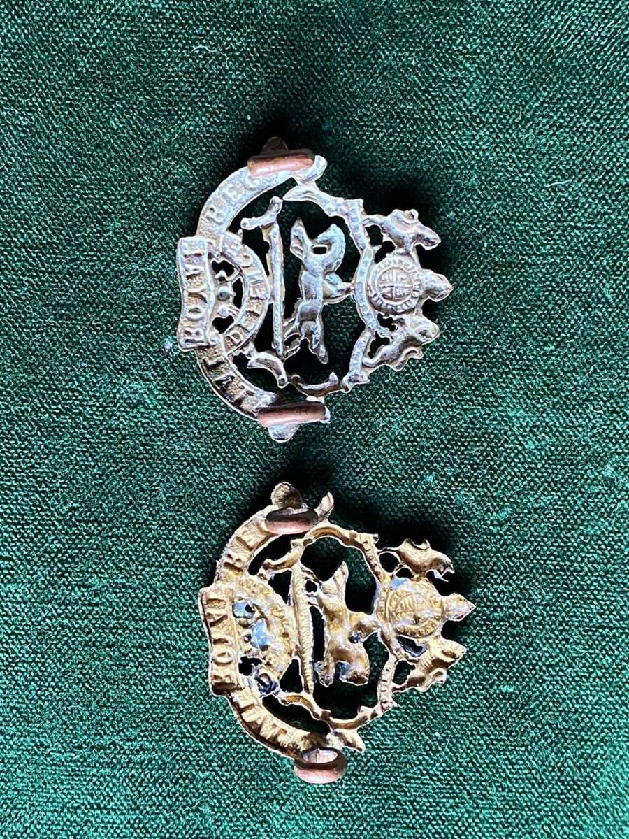 NATAL ROYAL REGIMENT BRASS COLLAR BADGE PAIR-WORN 1902-1913-LUGS INTACT