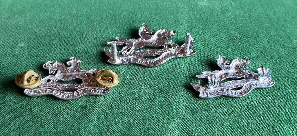 UMVOTI MOUNTED RIFLES,CHROME CAP AND COLLARS-WORN POST 1968-LUGS + PINS INTACT