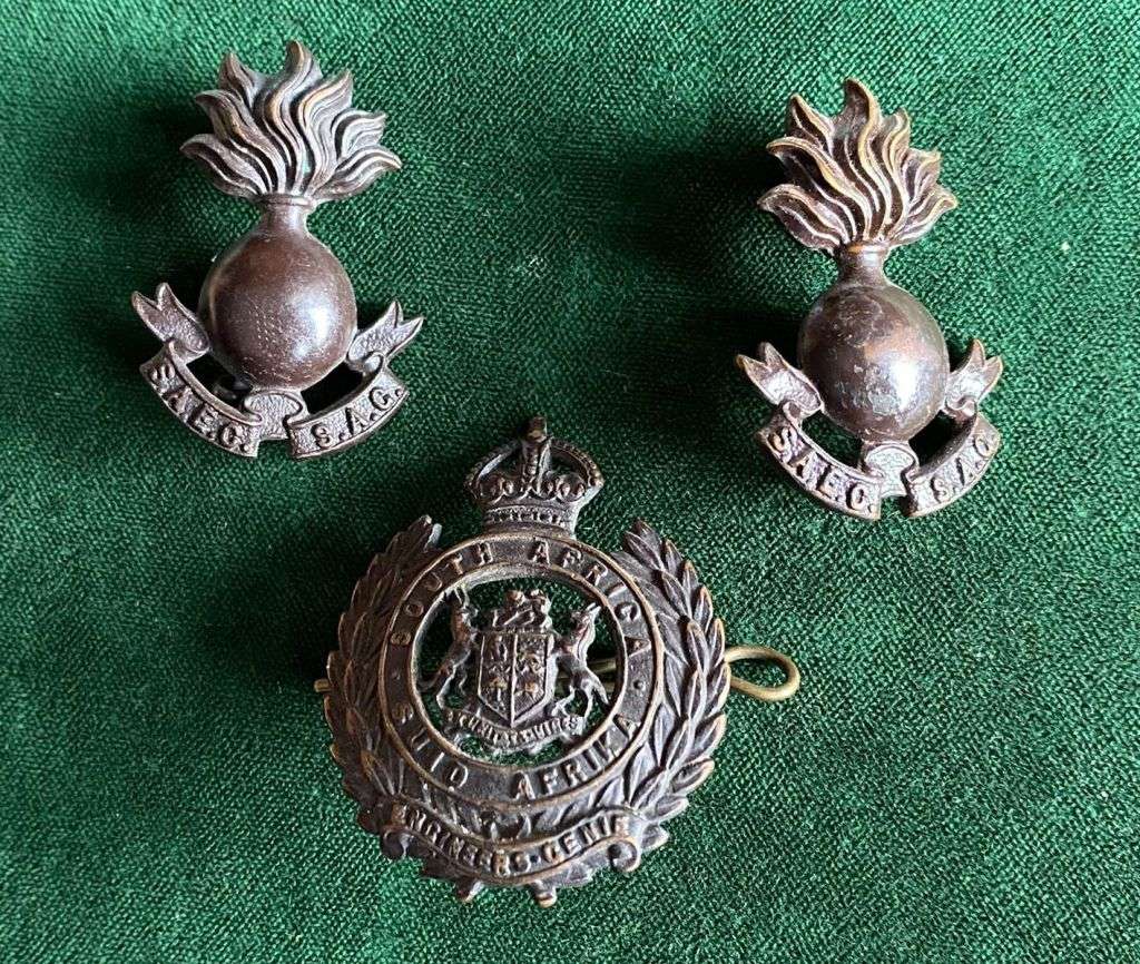 SA ENGINEERS DARKENED BRASS CAP AND COLLARS-WORN 1922-26-LUGS INTACT