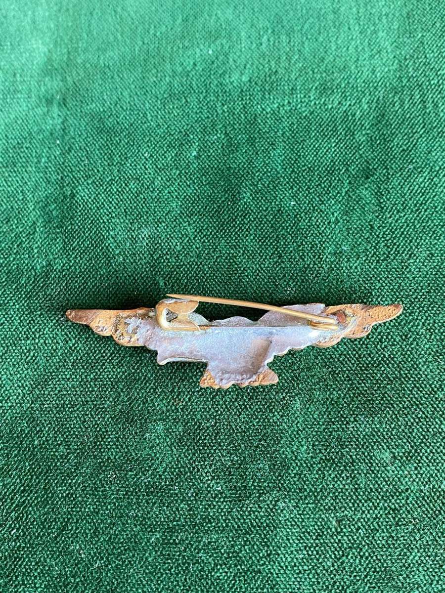 SAAF EAGLE WORN ABOVE CHEVRONS-WW2-STICK PIN