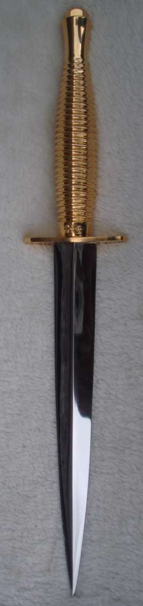 RECCE - CEREMONIAL FAIRBAIRN SYKES COMMANDO DAGGER WITH BOX.