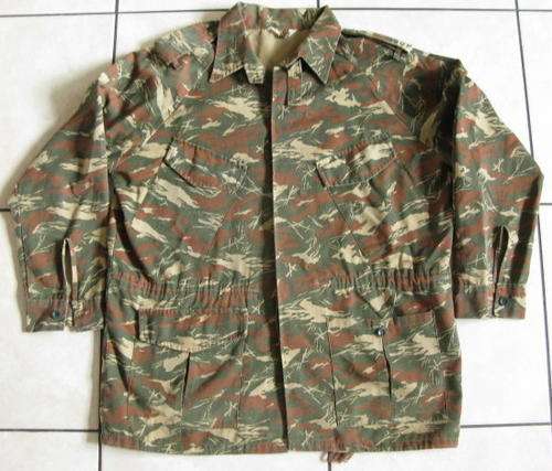 KOEVOET CAMO JACKET LABELLED & DATED 1980'S.  SIZE EXTRA LARGE.