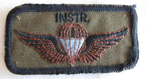 SWA PARATROOP INSTRUCTOR WING.  BROWN EMBROIDERED