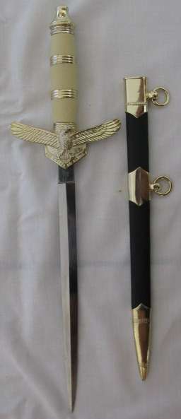 SAAF CEREMONIAL DAGGER NUMBERED & WITH MAKERS MARKINGS WKC SOLINGEN GERMANY.