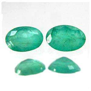 AAA+++ MAGNIFICENT NATURAL ZAMBIAN EMERALD PAIR - 0.90 CT